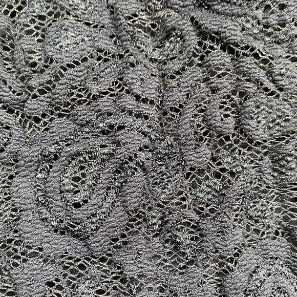 Black lace top - Picture 2 of 2